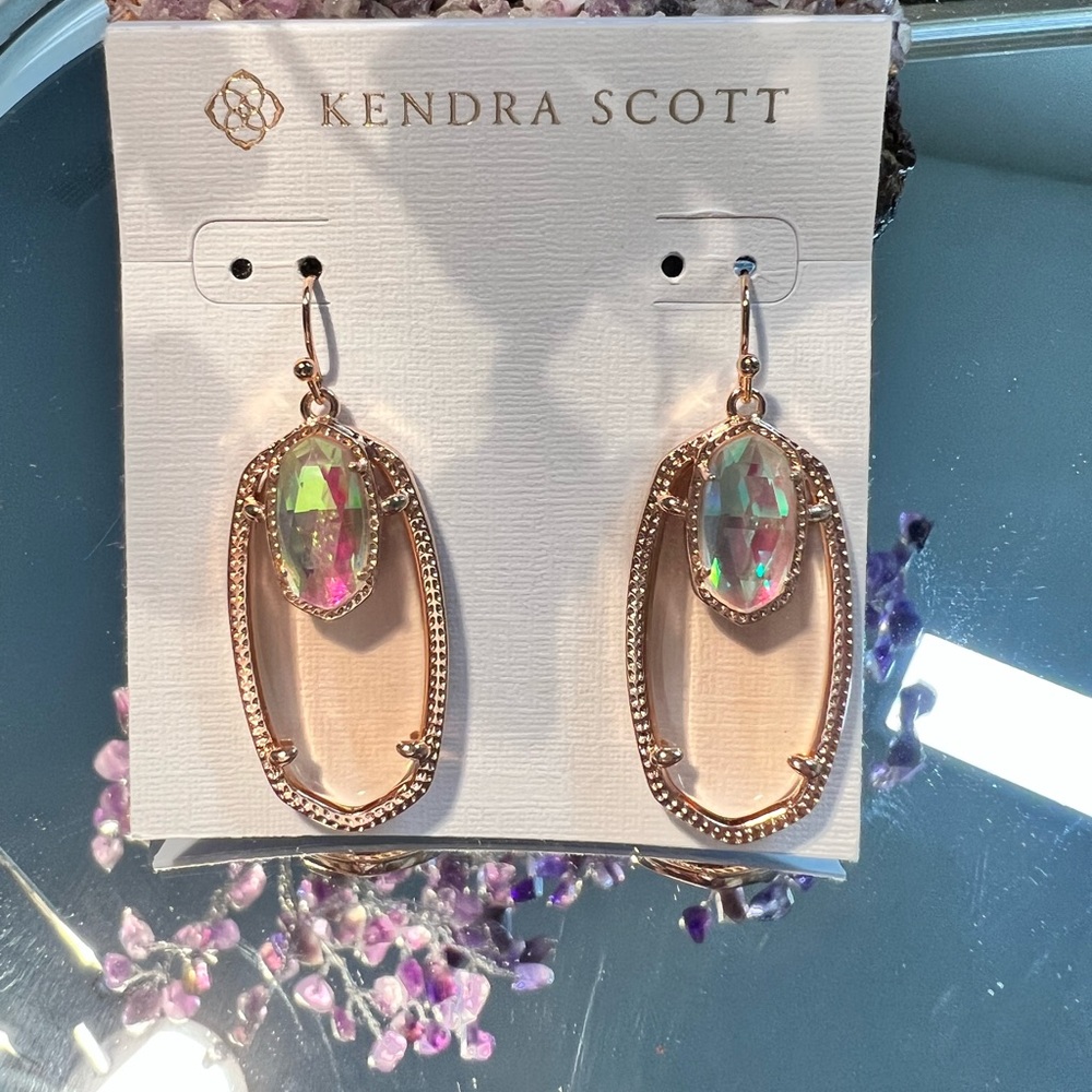 NWT Kendra Scott RARE & Retired Emmy Earrings Clear Peach & Dichroic in ROSE GLD - Picture 4 of 17